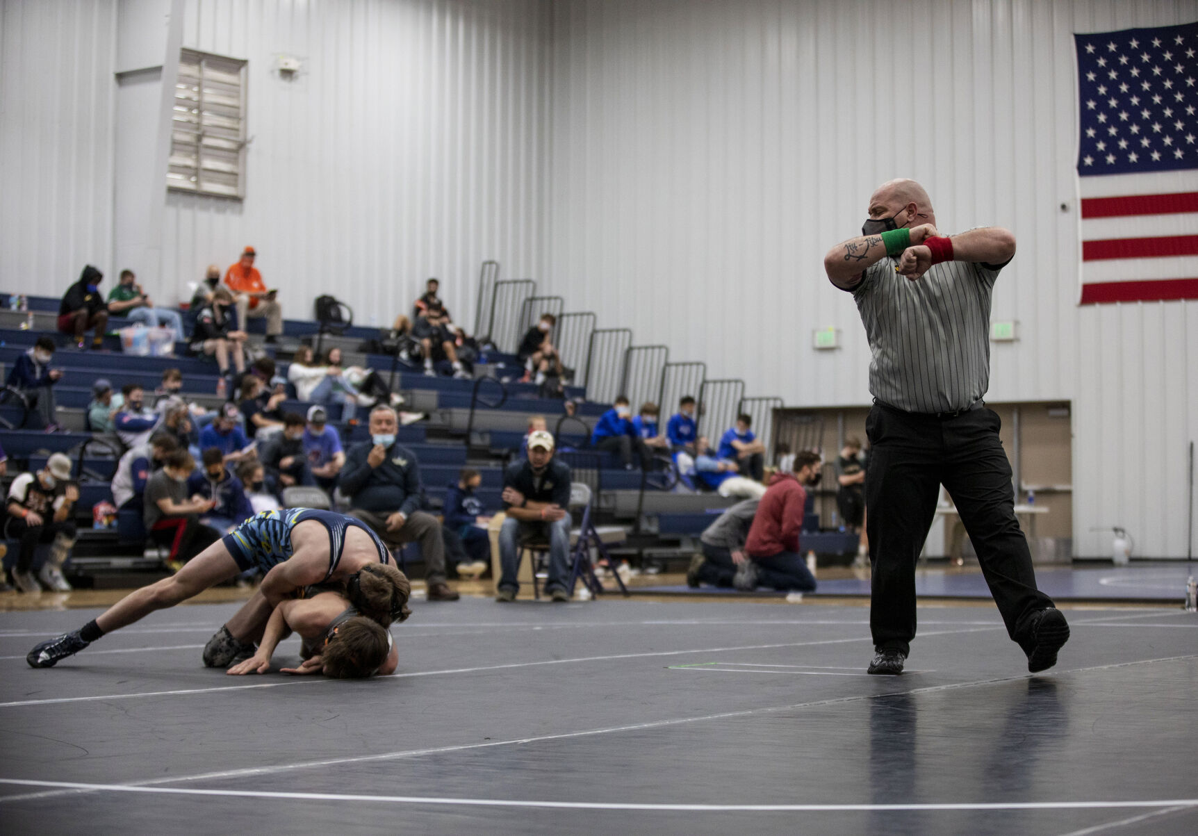 030621-sw-3aboyswrestling 08.jpg